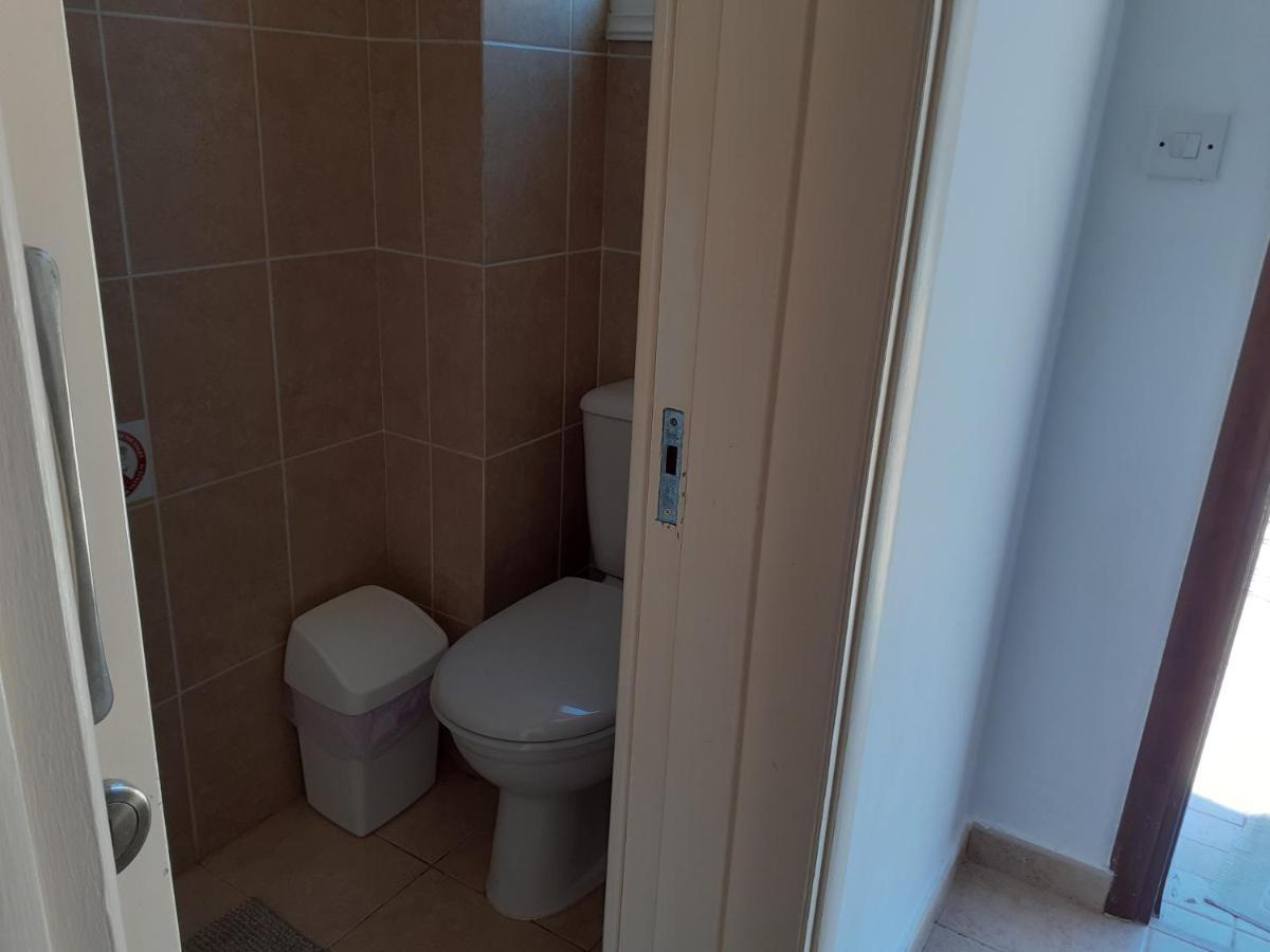 Beautiful 2-Bed House In Mandria Paphos Βίλα Εξωτερικό φωτογραφία